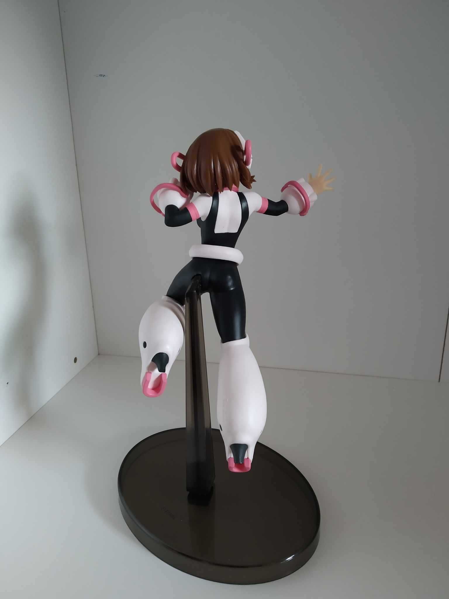 Oryginalna figurka Uraraka Ochaco Boku no Hero Academia anime