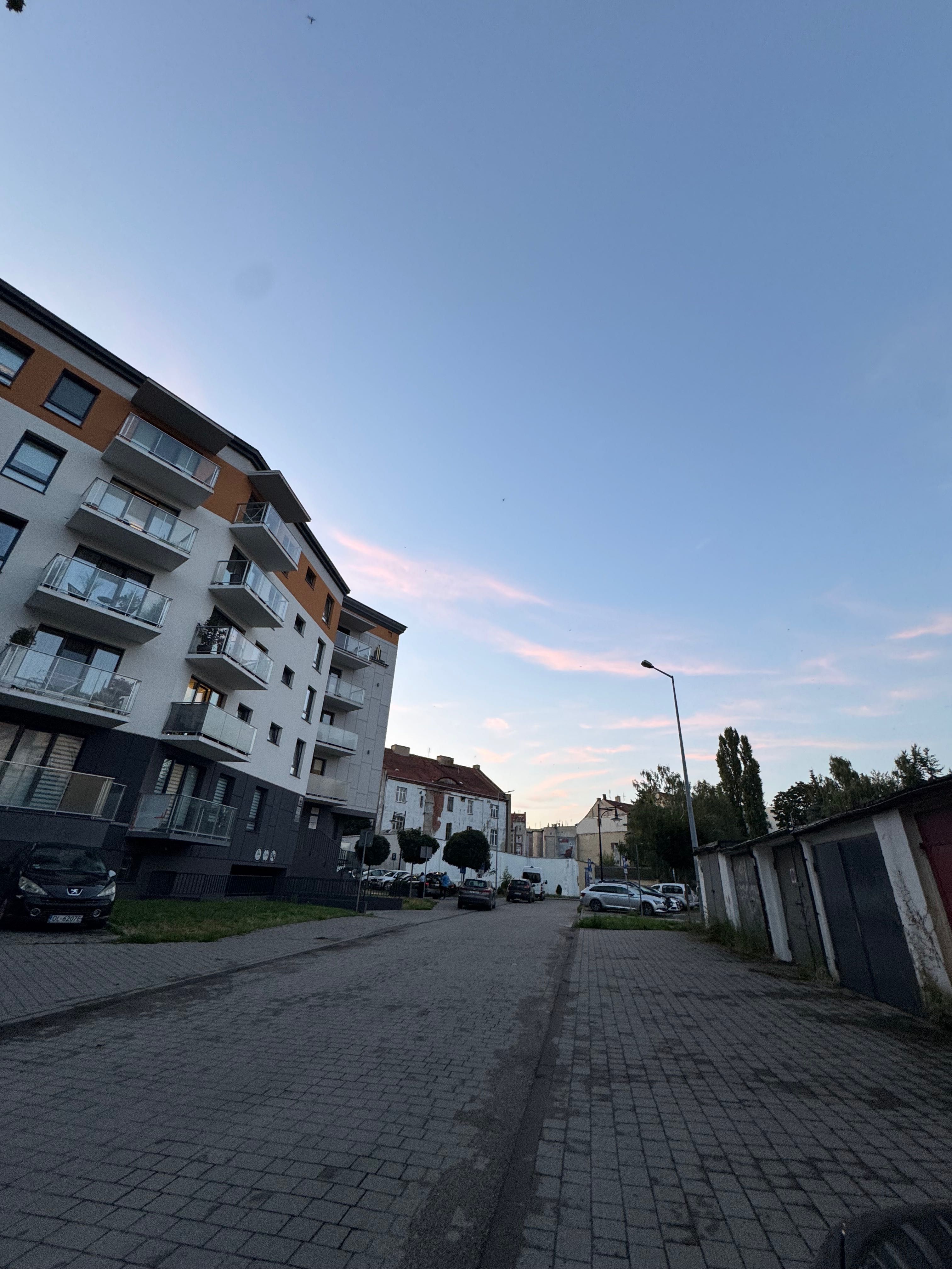Sprzedam garaż- złotoryjska/Kościuszki Legnica