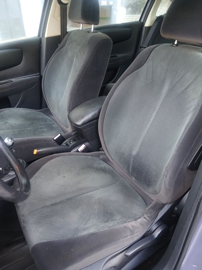 Citroën C4 Executive 1.6 HDI
