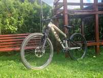 Trek Slash 9.7 rama m/l koła 29