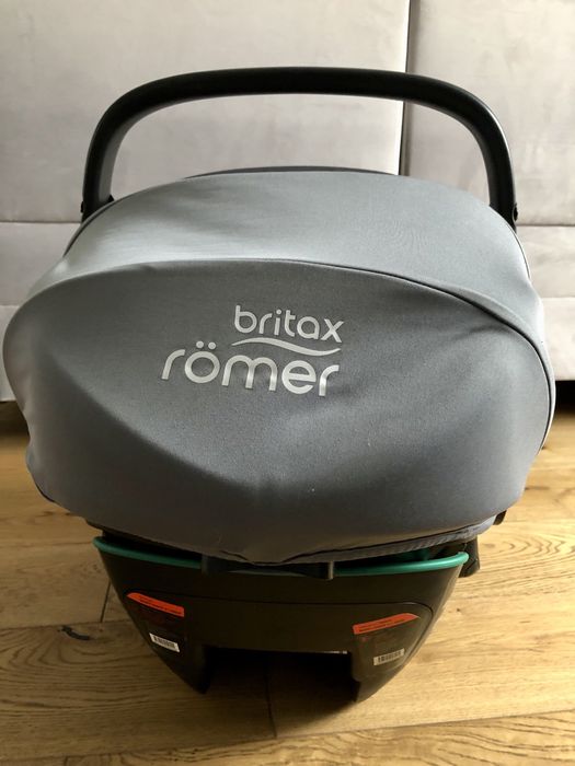 Fotelik samochodowy Britax Romer Baby Safe 3 i-Size