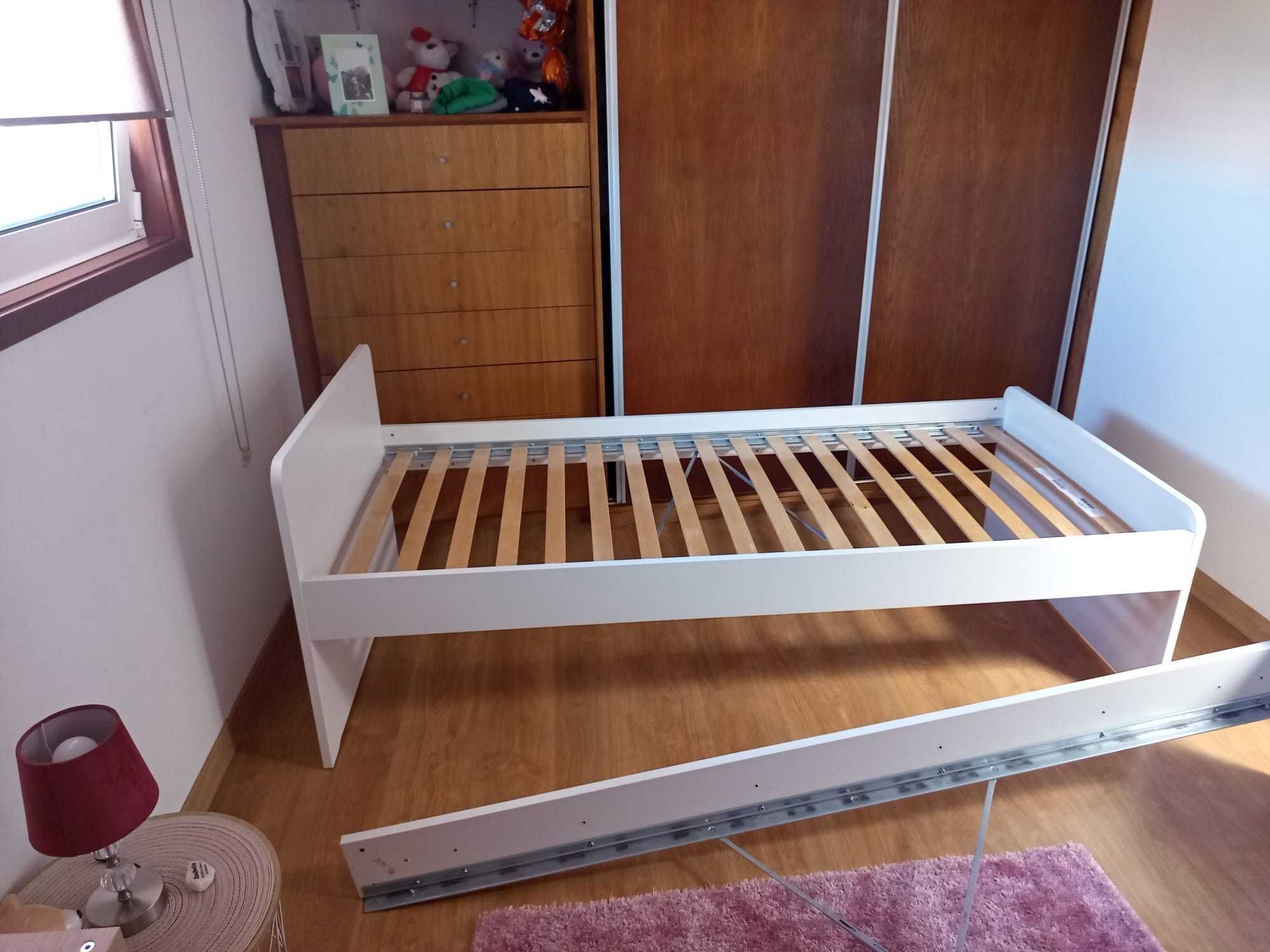 Vendo cama de solteiro IKEA