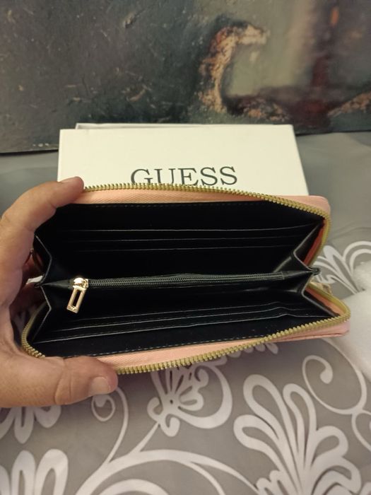 Carteira Guess nova