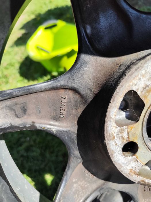 Alufelgi Koła Audi 80