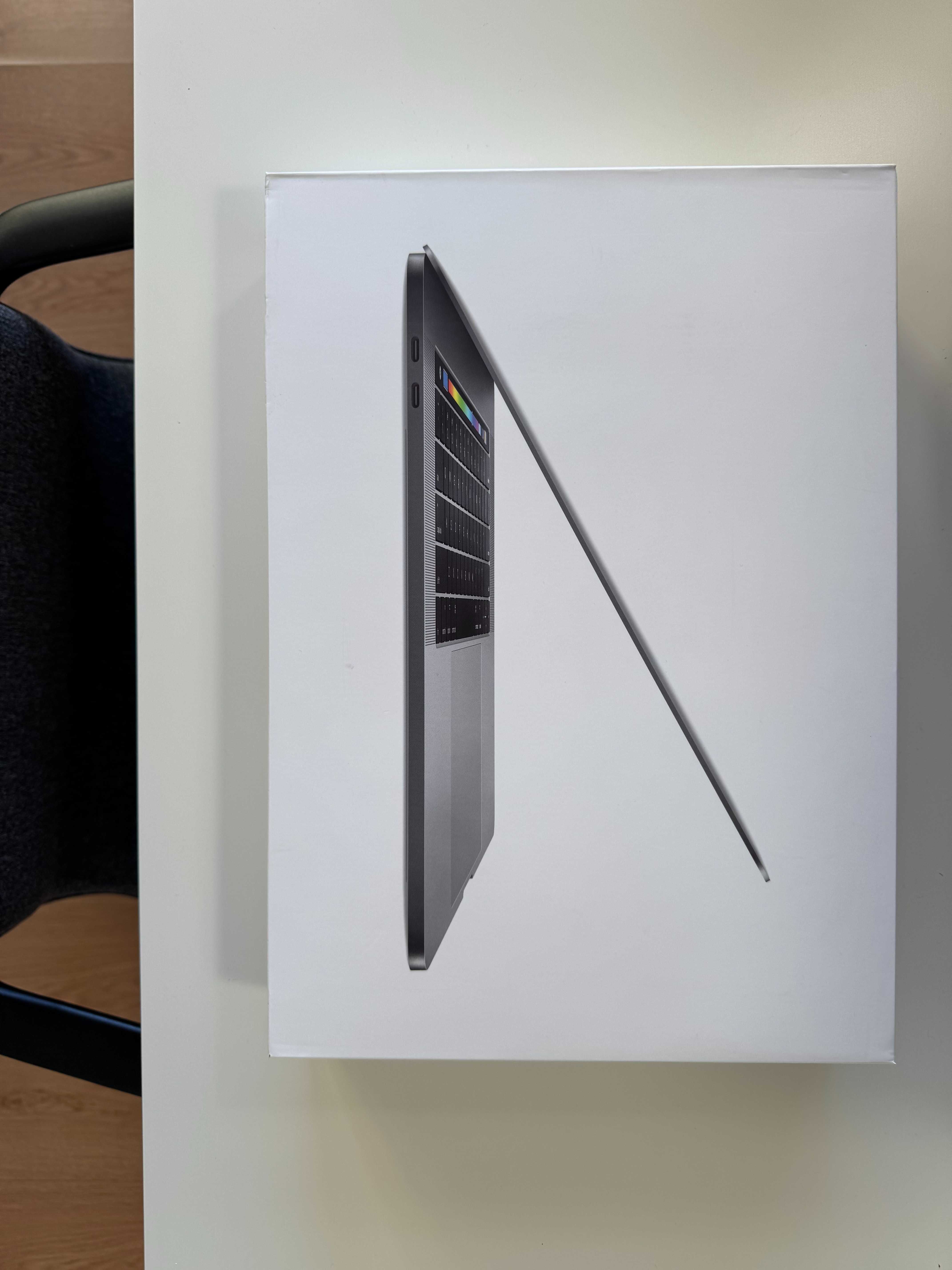 MacBook Pro 15” (2017) — Core i7 3.1 Touch Bar | 16GB RAM | 256GB
