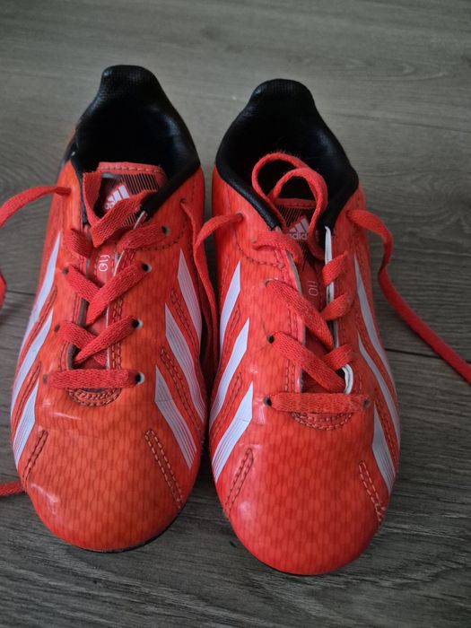 Buty piłkarskie korki rozmiar 30,5