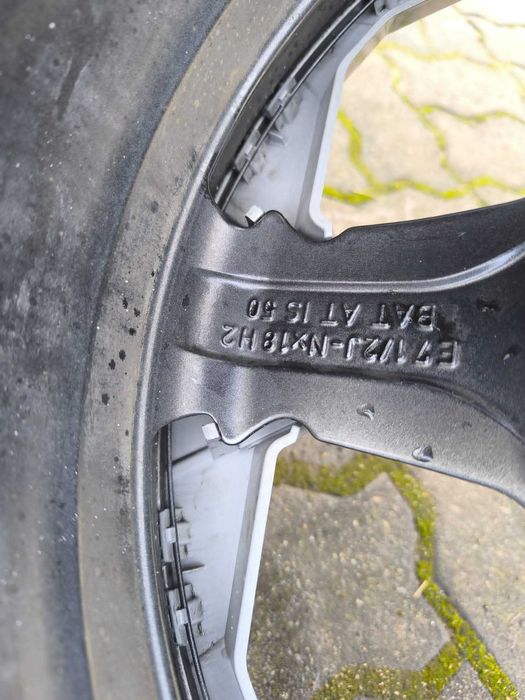 Sprzedam  NOWE  felgi   18