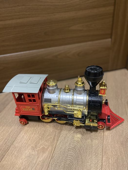 Паровоз дитячий червоний