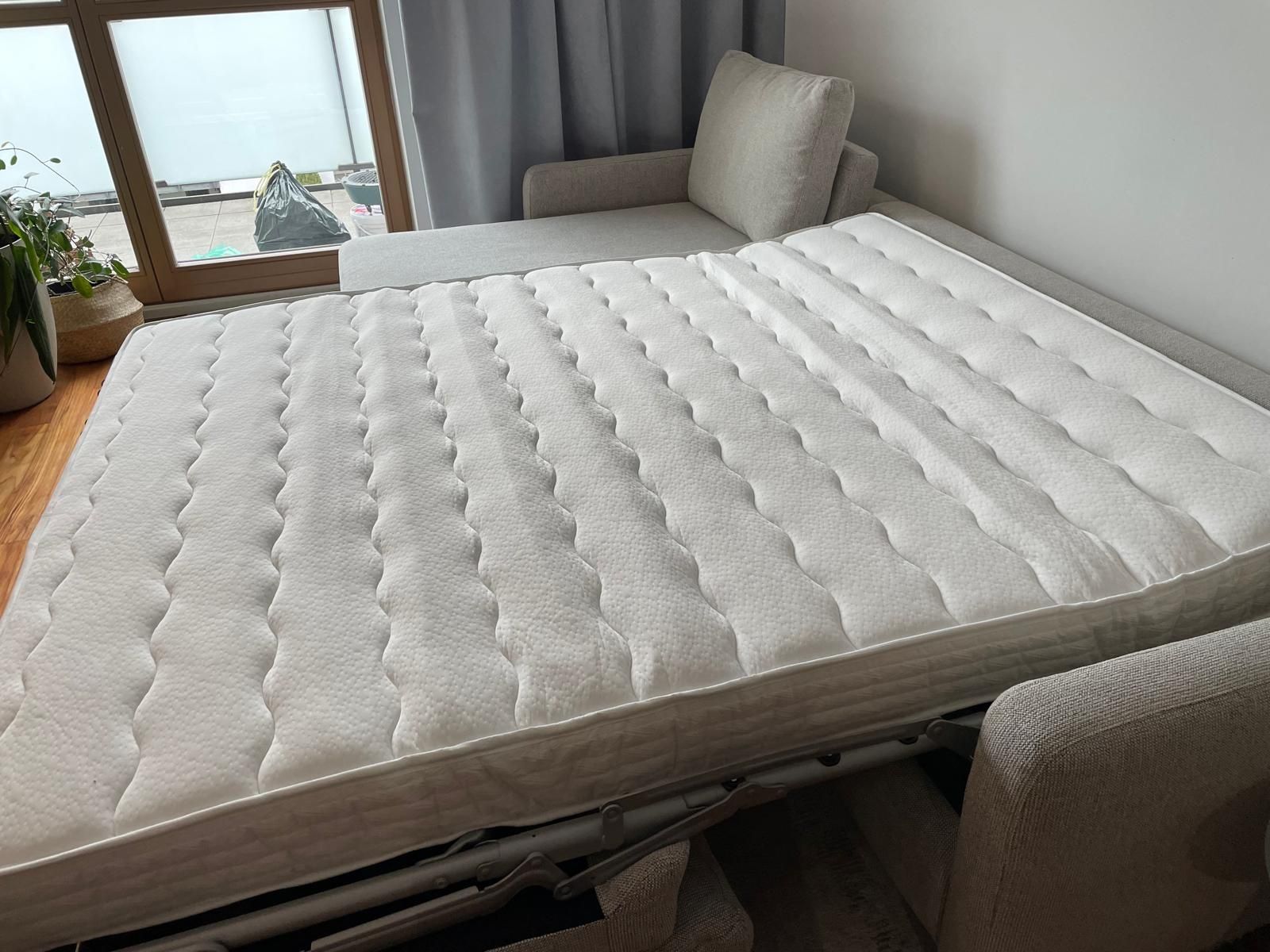Narożnik z fukcja spania 290X 170cm, pojemnik na pościel
