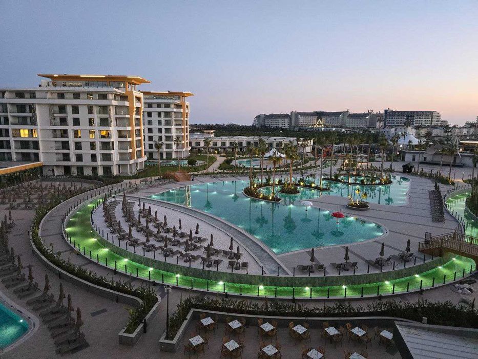 Аренда апартаментов в комплексе с аквапарком 5* в Тюрклер, Алания