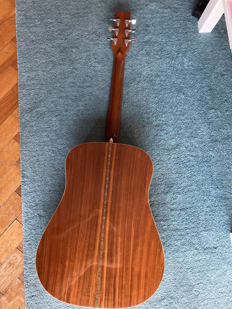 Guitarra acustica Washburn D13N