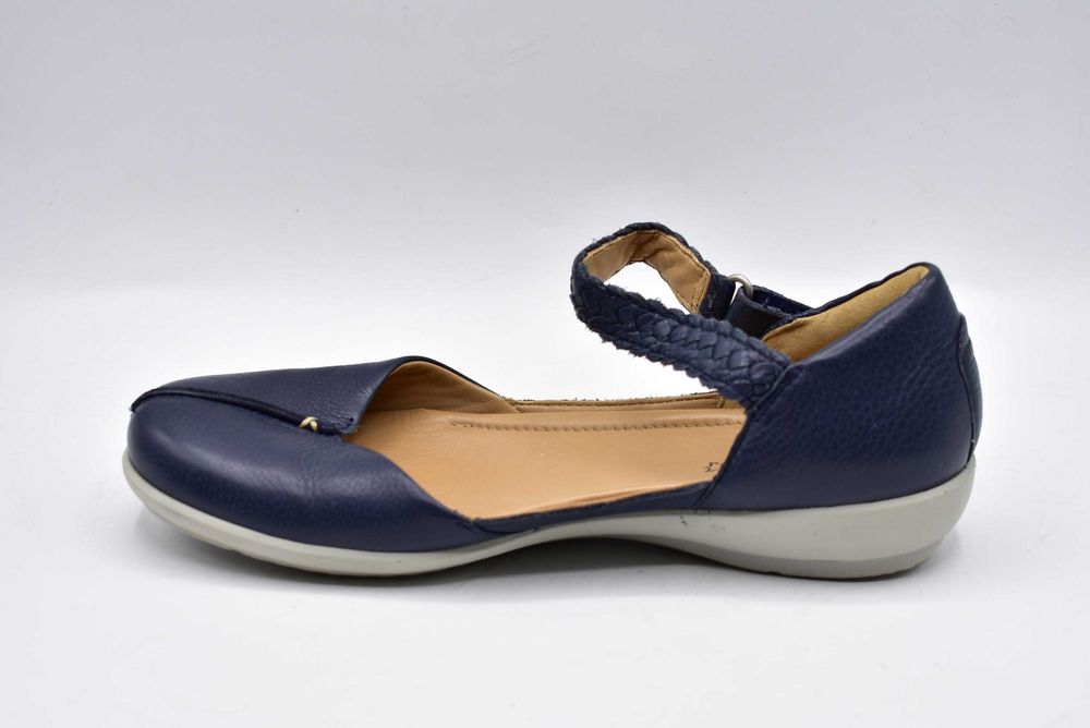 Hotter ( 37.5 ) skóra , lekkie i wygodne