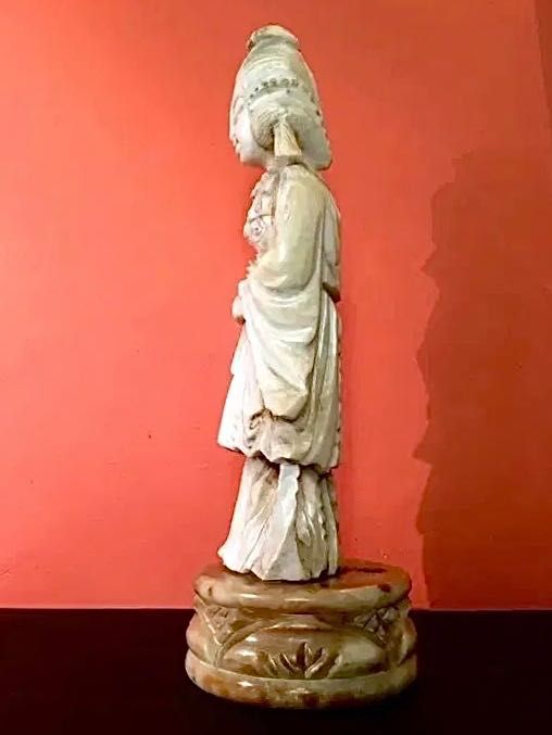 ALABASTRO - anos 60 - escultura oriental feminina - 37 cm/s