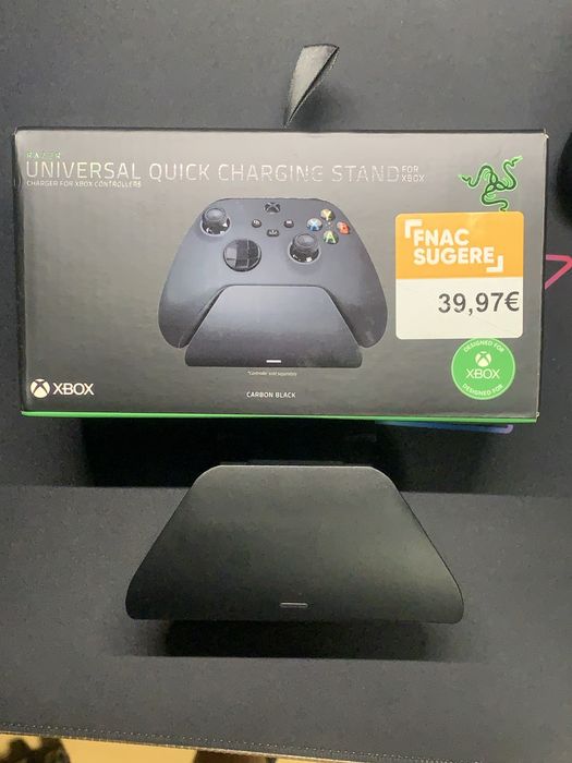 Comando XBOX + Base de carregamento Official Razer