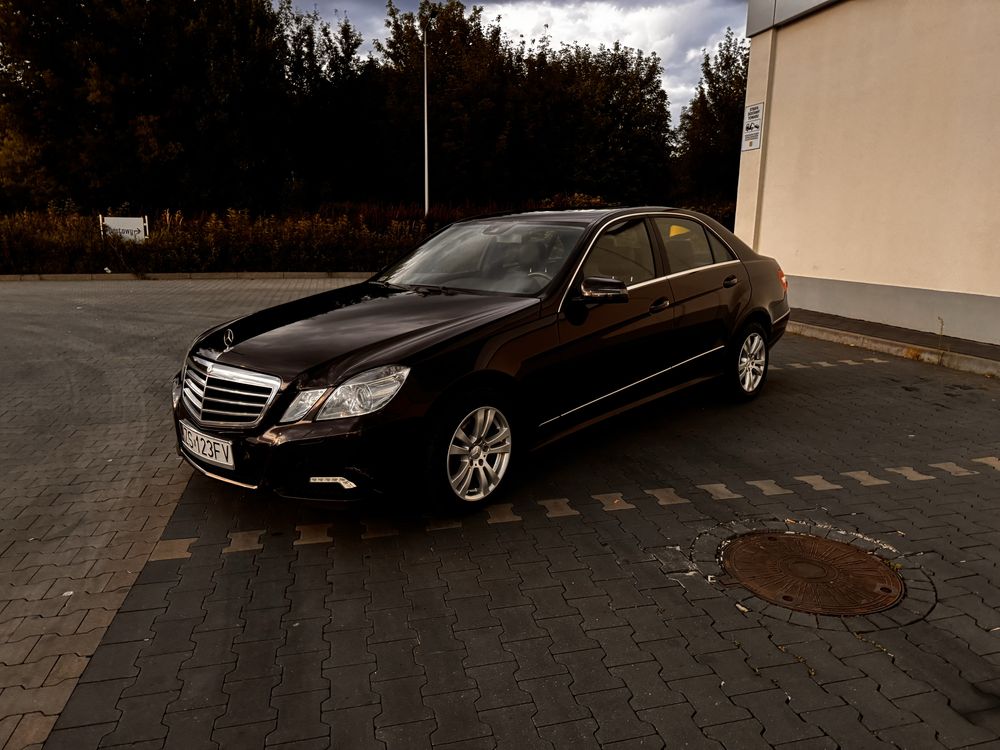 Mercedes Klasa E 2.2 CDI 204KM – Avangarde, automat, zadbany