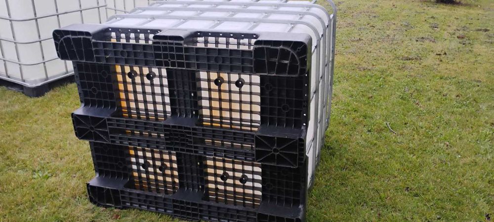 zbiornik pojemnik mauzer 1000l po spoż SCHUTZ GCUBE