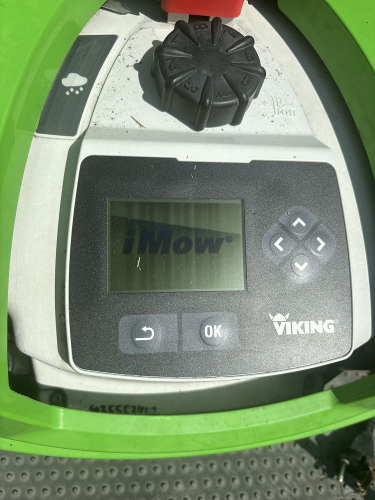 Kosiarka automatyczna VIKING IMow MI 422 P, robot