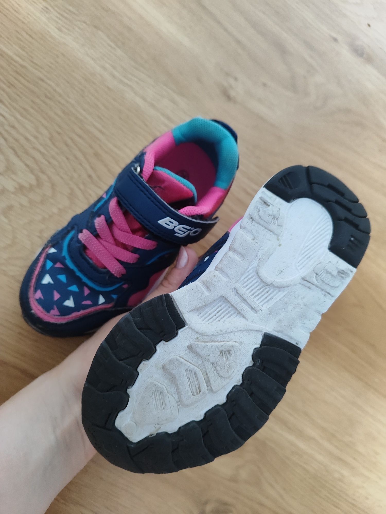 Martes Dziecięce Sneakersy Bejo buty rozmiar 25