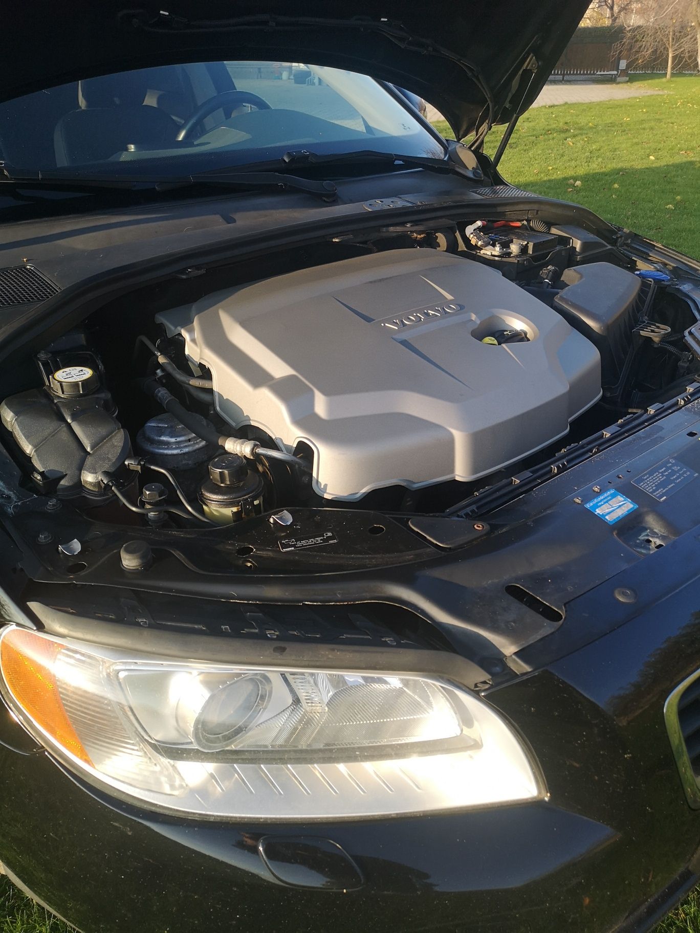 VOLVO V70  2.0D 2009