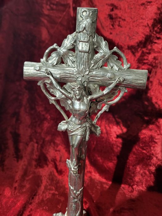 Stara pasyjka pięknie zdobiona