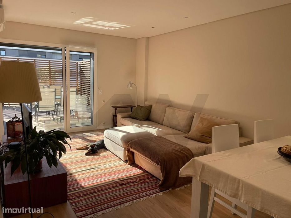 T2 Mobilado para Arrendamento – Parque das Nações