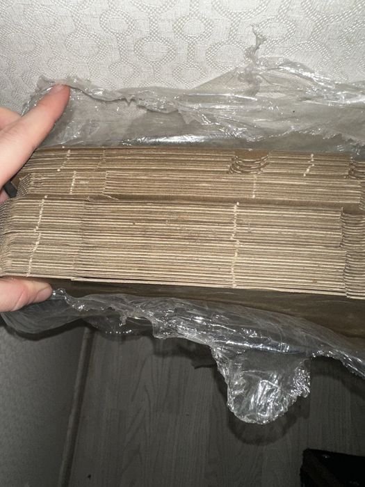 Коробка біла для піци 320*320*35 Бура