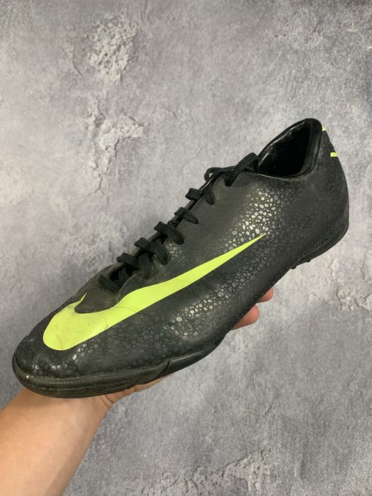 NIKE Mercurial VICTORY II TF r. 44 28 cm (441994 070)