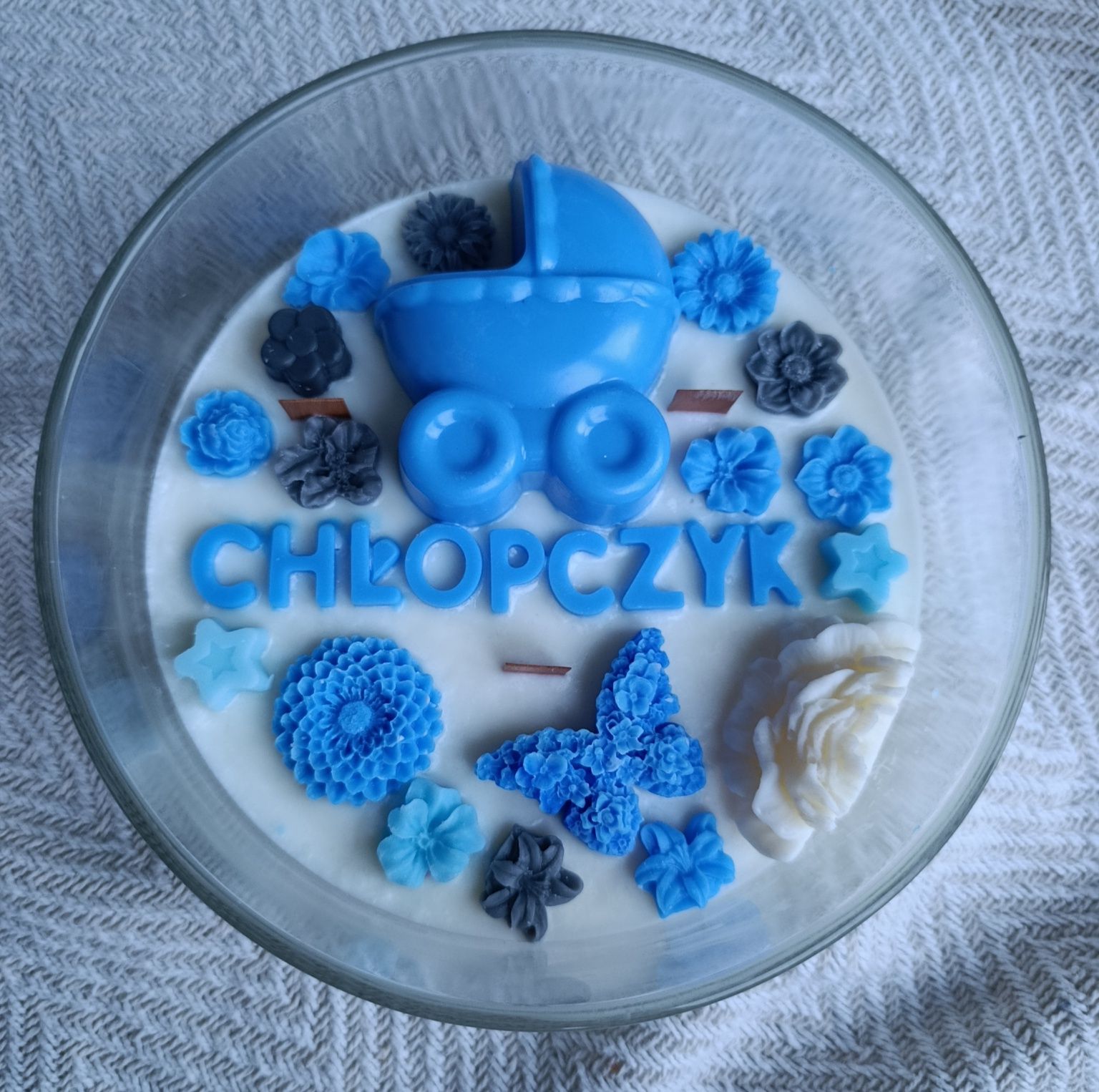 Świeca sojowa w szkle chłopczyk
