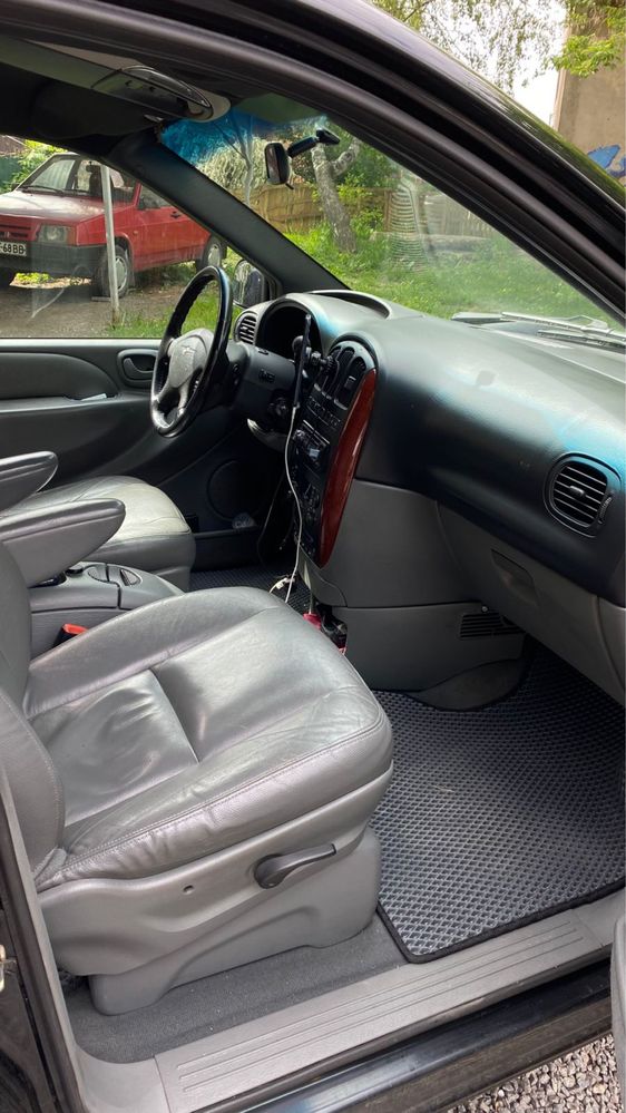 Chrysler Voyager