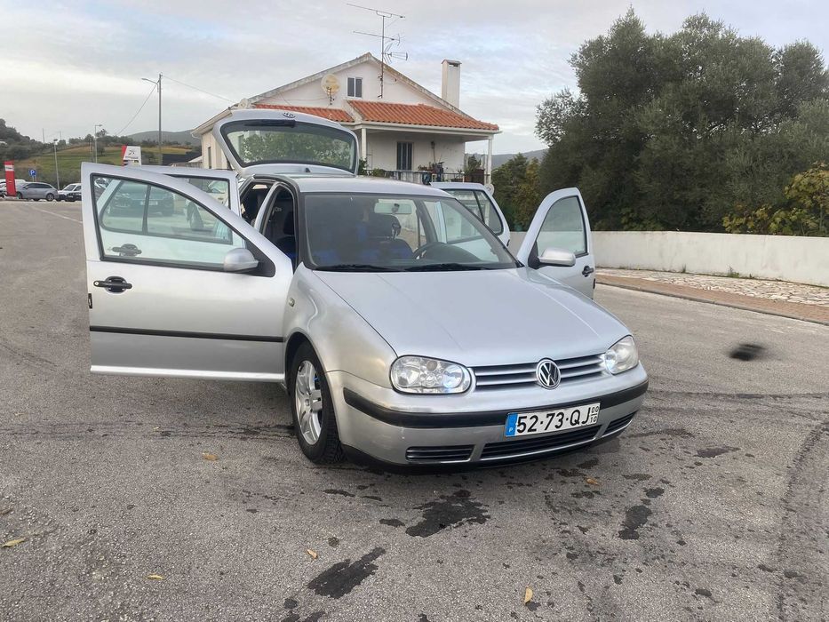 Golf MK4 ano 2000 motor 1.4 gasolina carro em perfeito estado