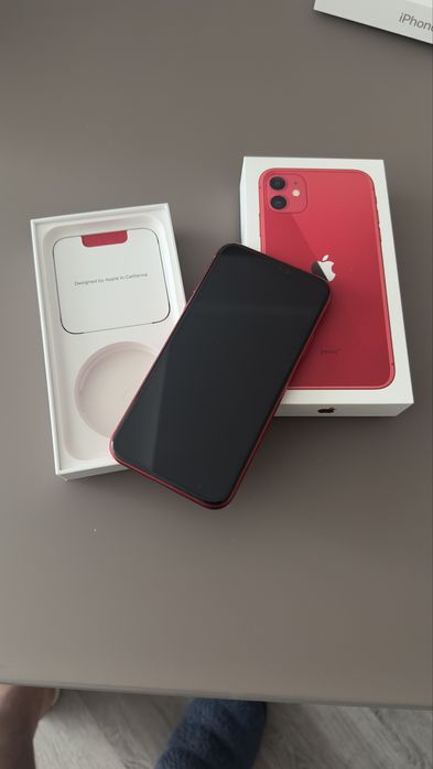 iPhone 11 128GB Red