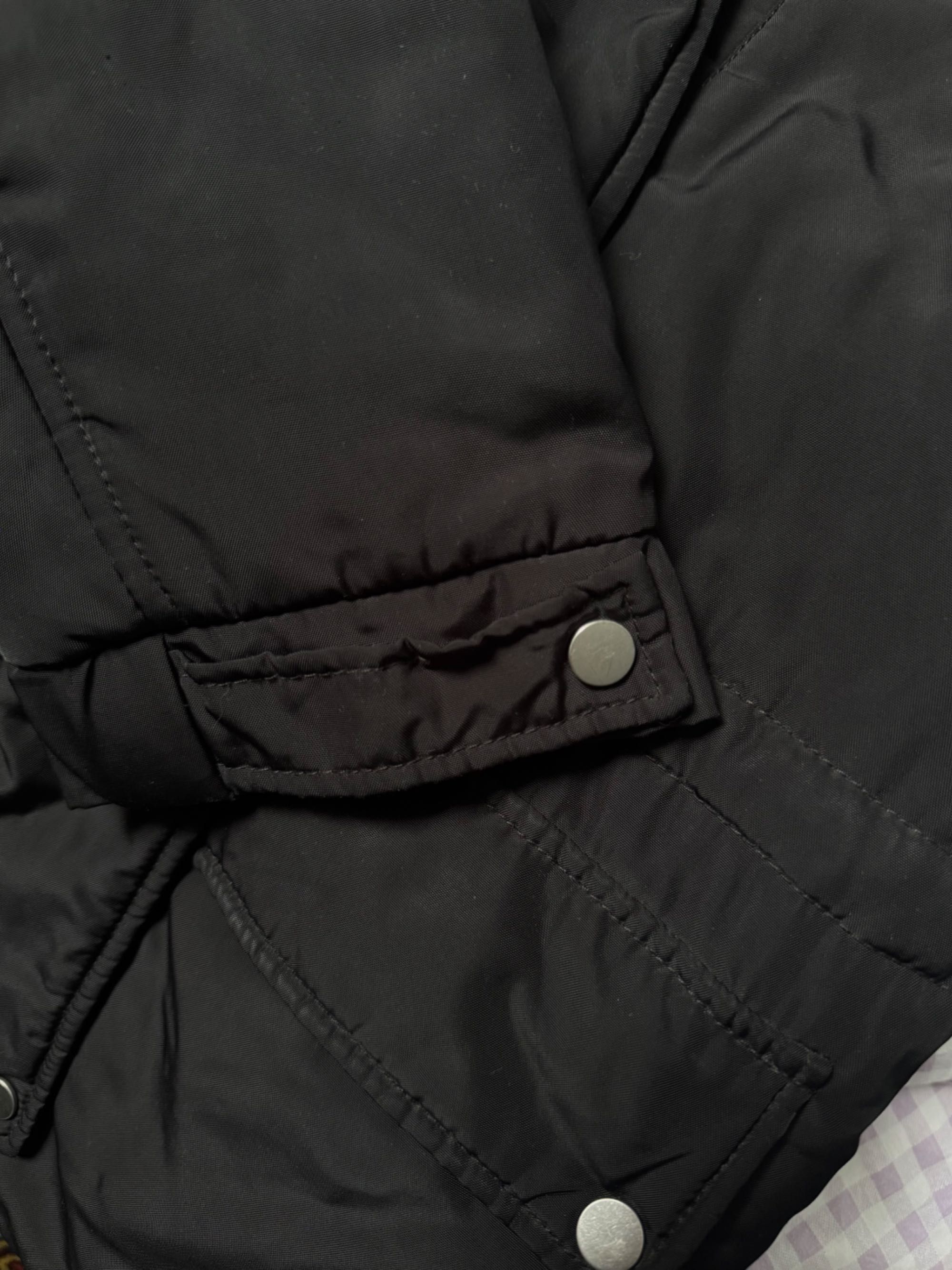 Куртка жіноча зимова zara чорна, утеплена, з капюшоном, функціональна