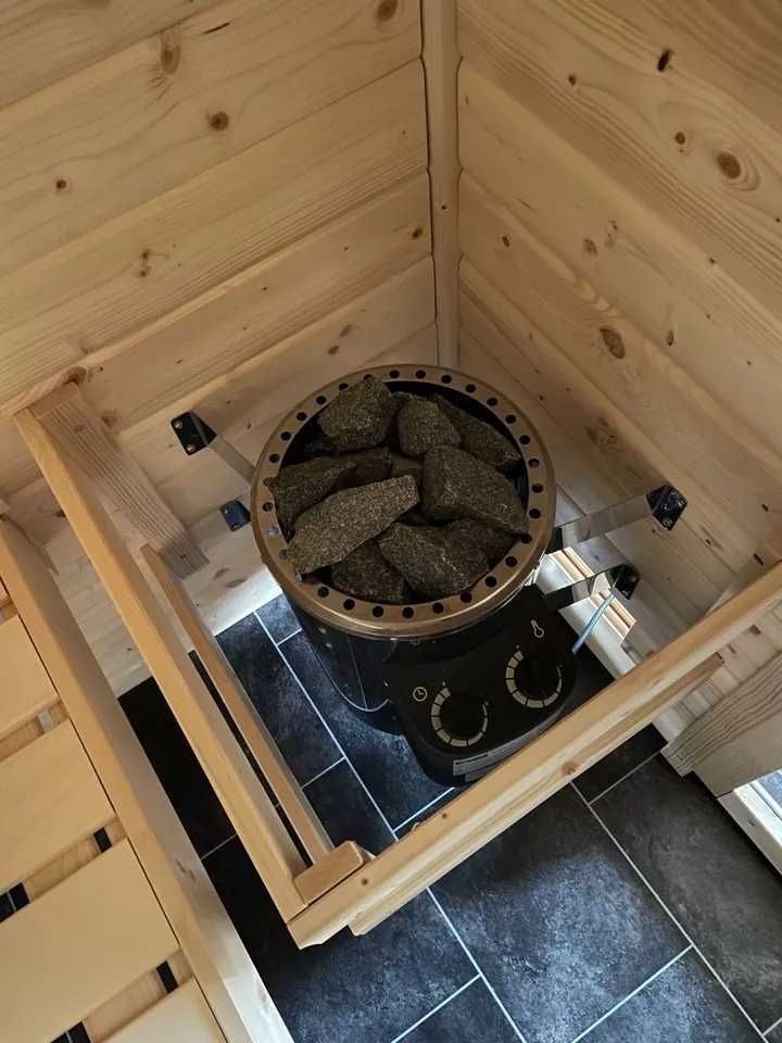 Sauna FIŃSKA ogrodowa na zewnatrz Karibu z DREWNA piec 230V zewnętrzna