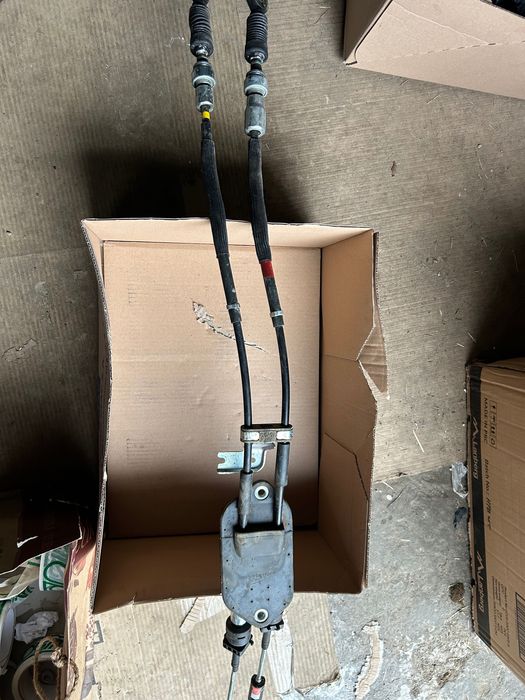 Toyota yaris III 17-20 lift linki zmiany biegów manual