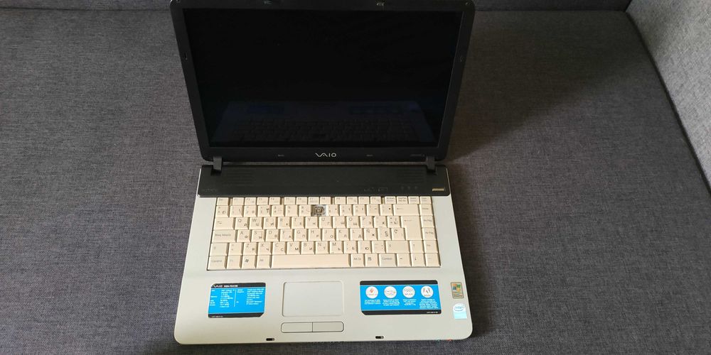 Ноутбук Sony vaio PCG-7G1M (VGN-FS415E) розборка по частинам або цілим