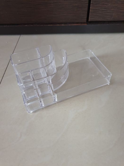 Organizer na kosmetyki