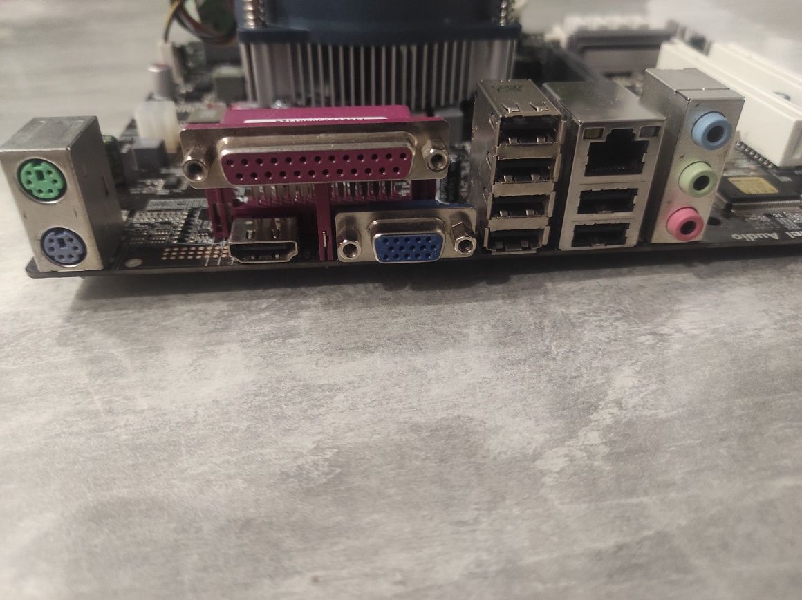 Комплект Материнская плата ECS H61H2-M6 s1155