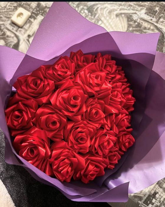 Букети на замовлення із штучних квітів