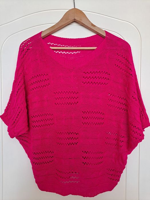 Sweter ażurowy fuksja