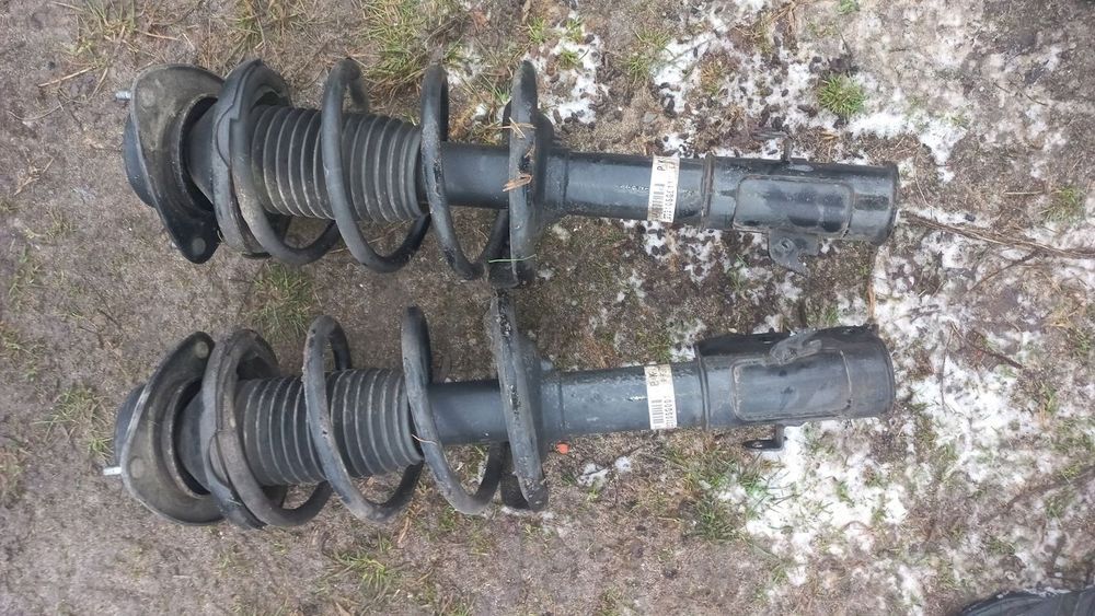 amortyzatory przód subaru forester 4 iv sj