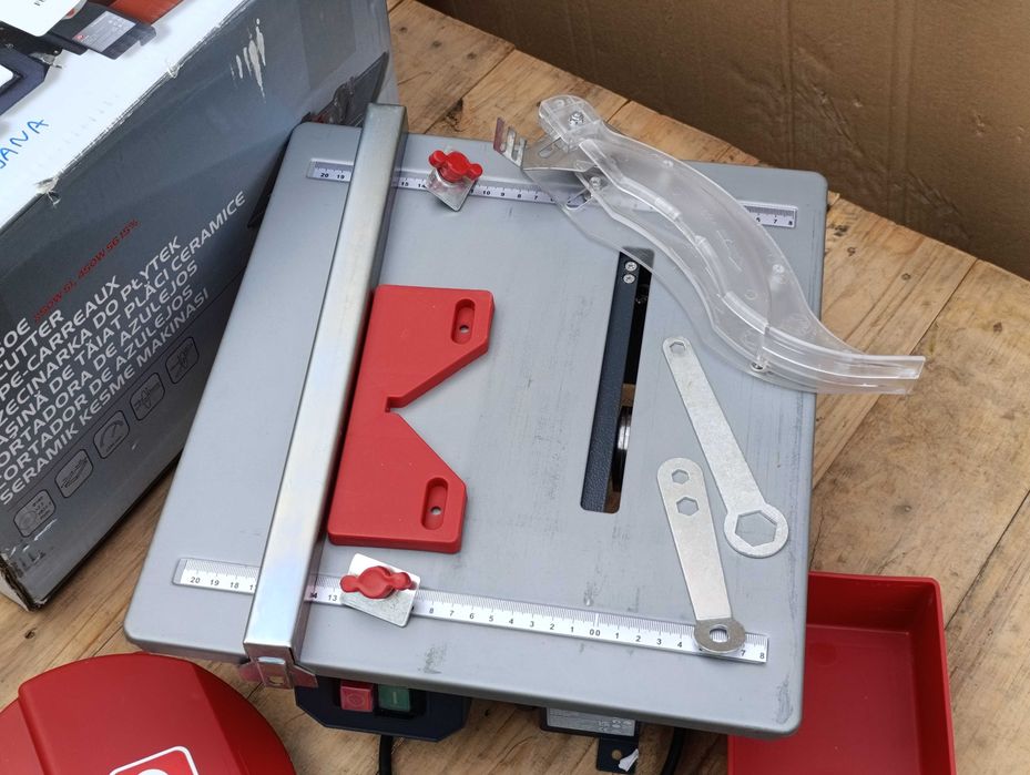 Piła do płytek przecinarka elektryczna na mokro PP PTC450E 450W 180MM