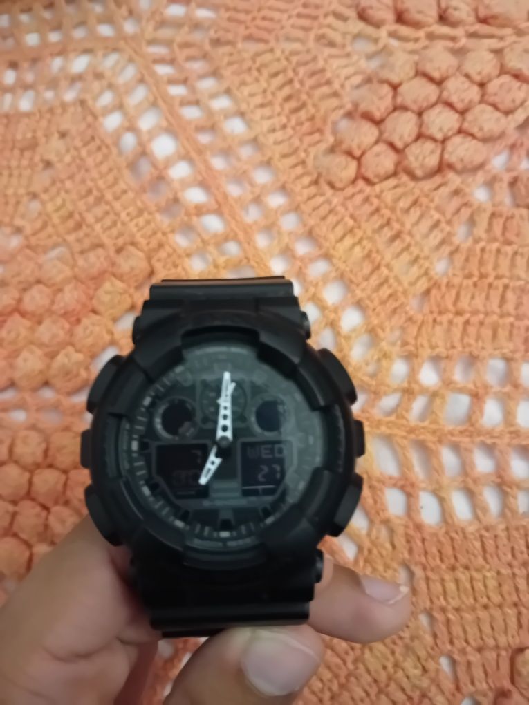 Relógio Casio G-SHOCK GA-100