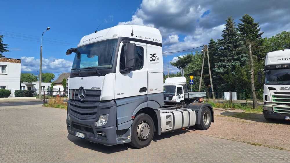 Bezgotówkowy wynajem z OC Sprawcy - Mercedes Actros Pełny ADR