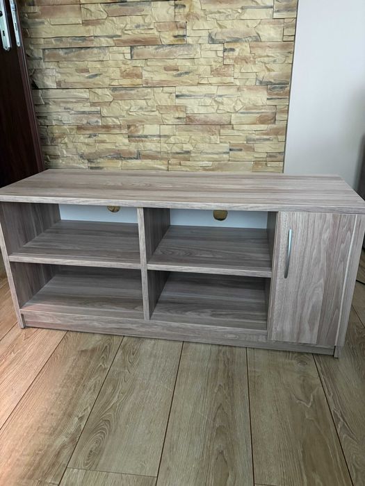 Szafka pod telewizor