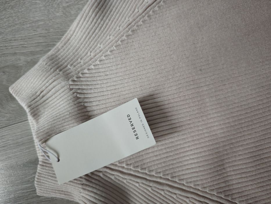 Reserved сукня резинка рубчик  пудрова нова 38