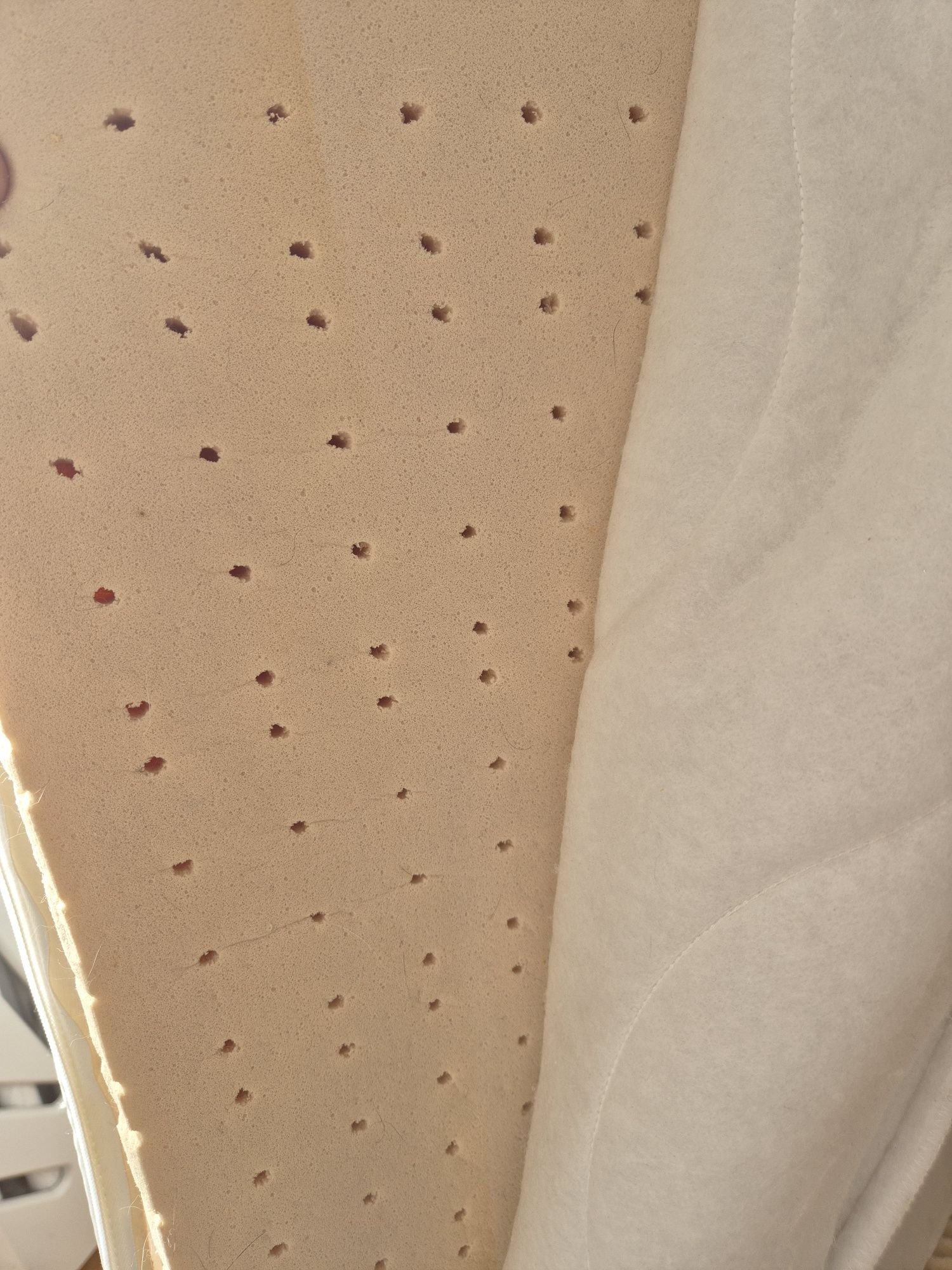 Materac 90/200. Gąbka z pianką