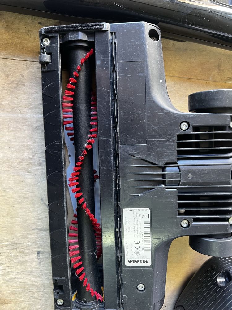 Odkurzacz bezprzewodowy MIELE Triflex HX1