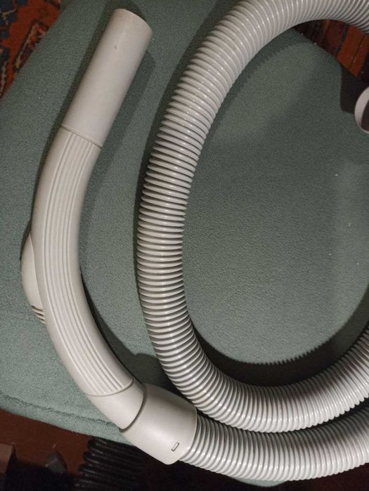 Шланг от пылесоса,труба и щетка