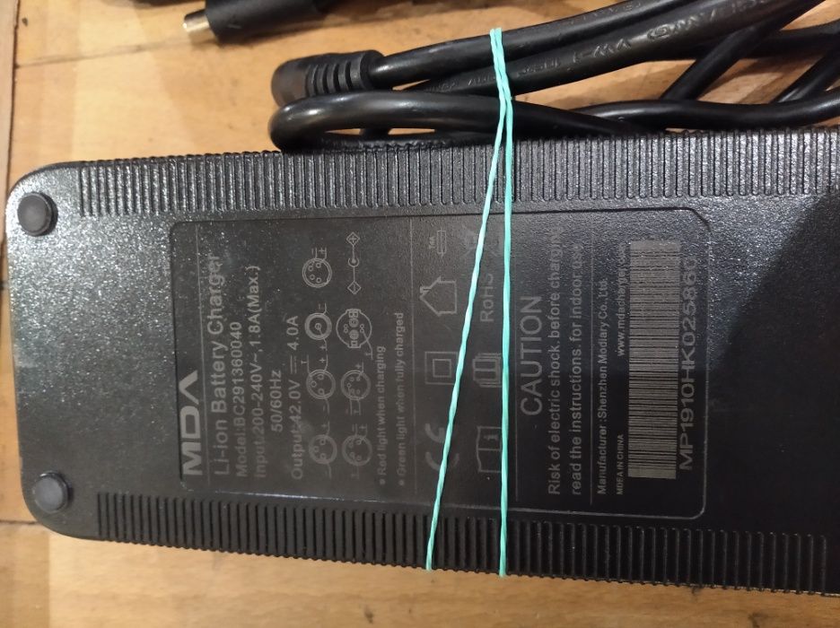 Зарядное Устройство ninebot max plus Xiaomi M365 42v 1.7- 4 -5a оригін