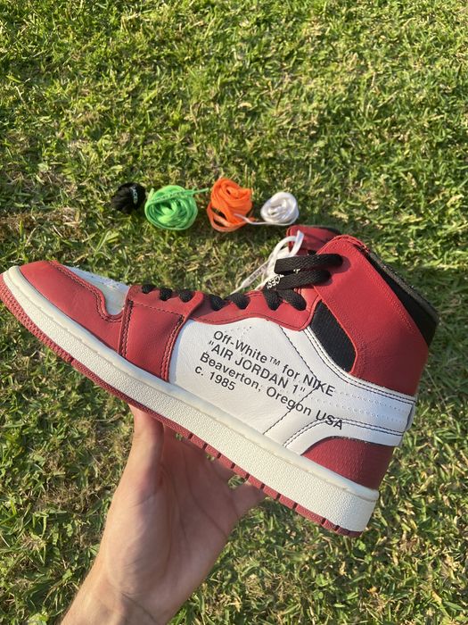 Air Jordan 1 “Chicago” Off White - Tamanho 42